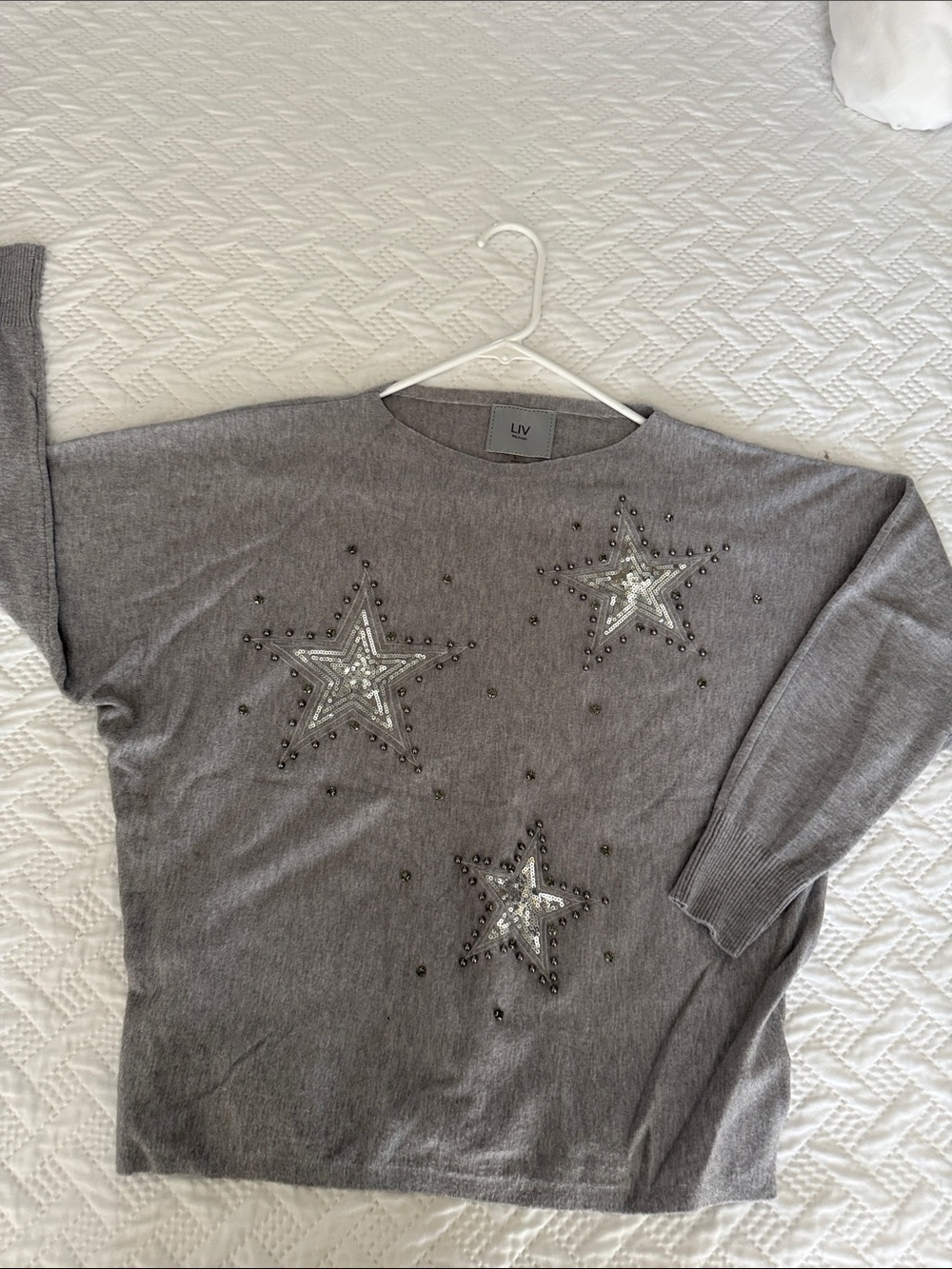 LIV Women's Gray Star Sequin Embellished Crewneck Sweater